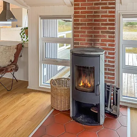 Дом отдыха Gorgeous In Hvide Sande With Sauna *