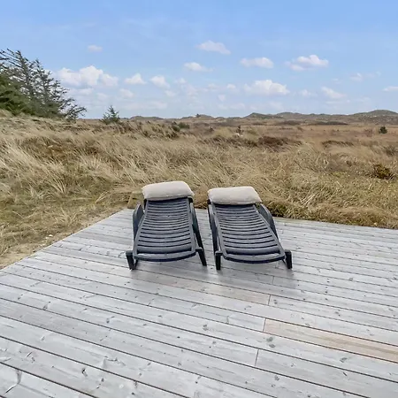 Дом отдыха Gorgeous In Hvide Sande With Sauna